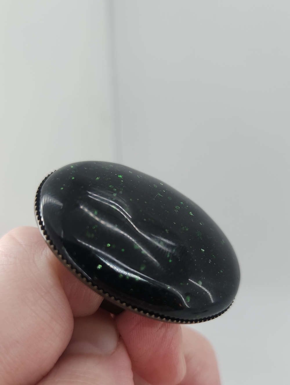 GASOLINE GLAMOUR COCKTAIL RING GREEN GLITTER - Picture 9 of 9